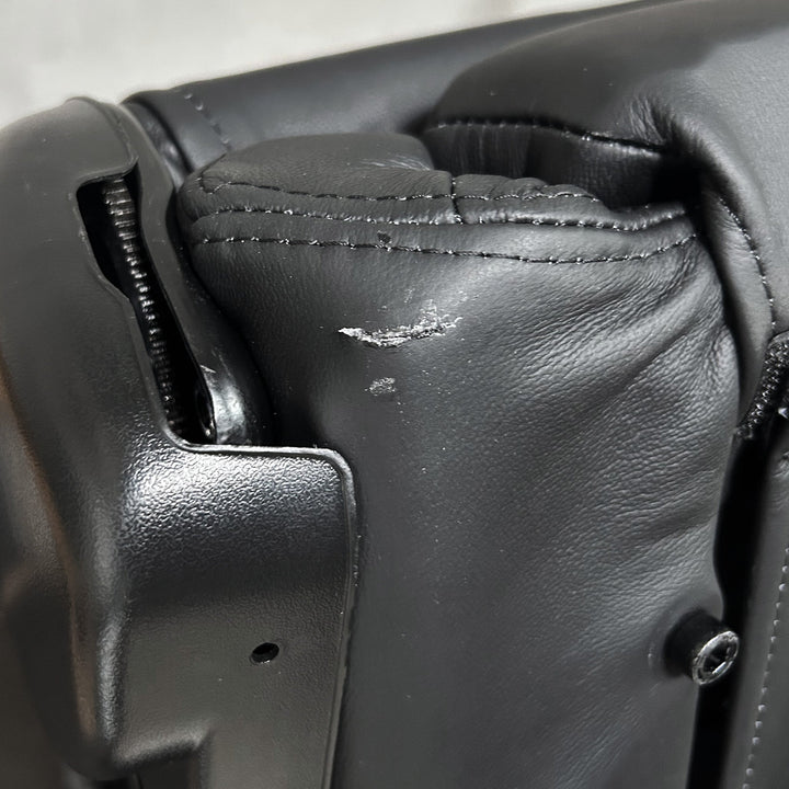 GTS II Black Leather