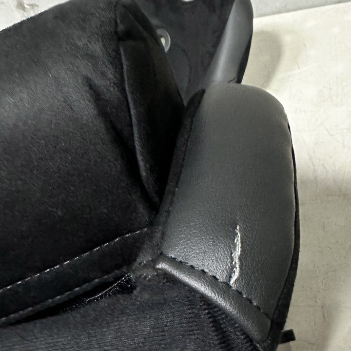 FX1 Pro Black Microsuede (small) Blemished