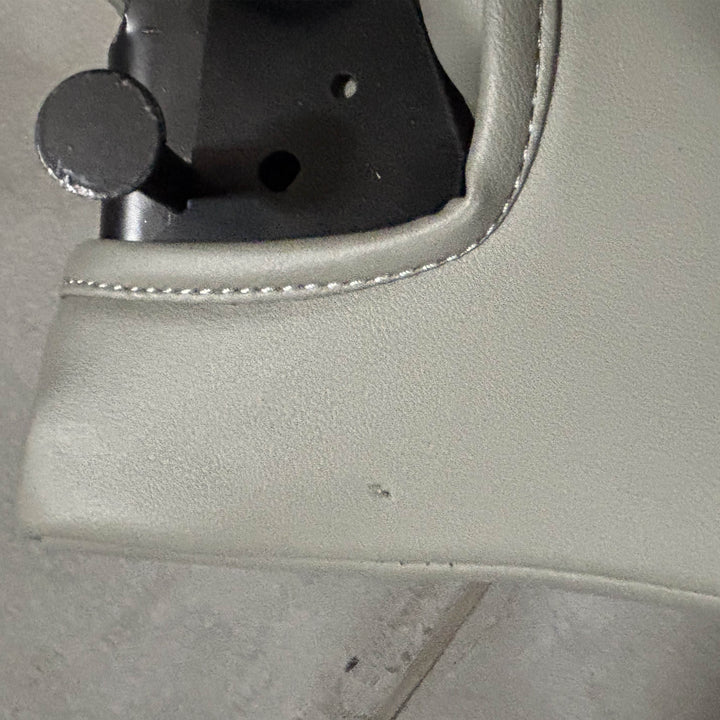 Safari Grey Vinyl Blemished
