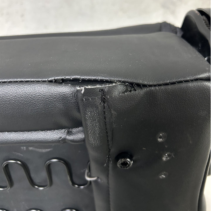 Sport Seat Black Vinyl (passenger) Blemished